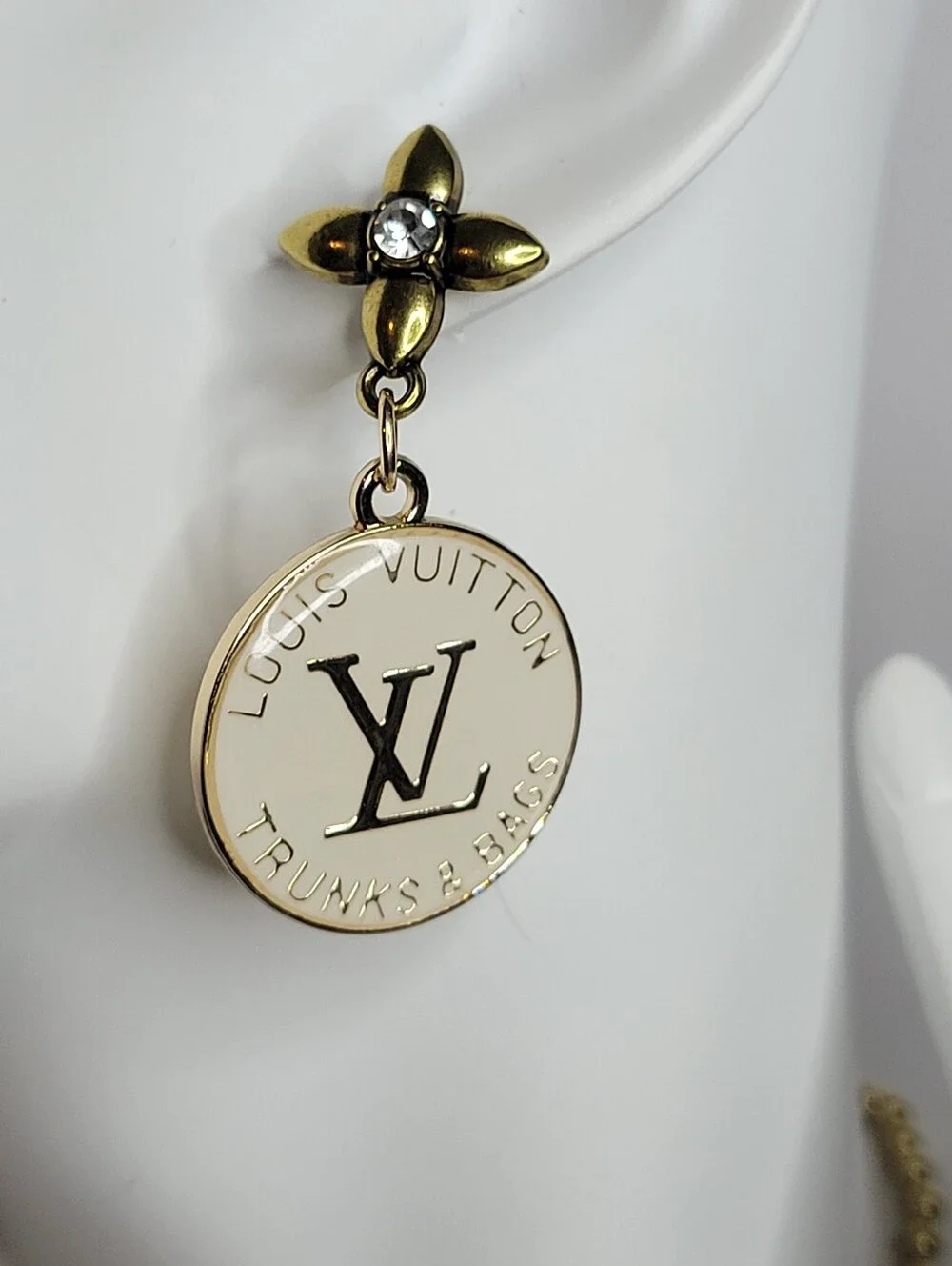Choice Of One, Louis Vuitton Trunks & Bags, Earings, Necklace Or Adjustable Ring - Picture 5 of 8